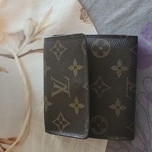 Louis Vuitton monogram Eloise wallet EUC